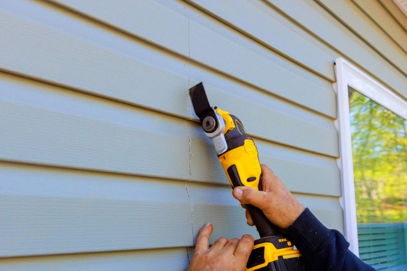 Vinyl Siding Repair - Final Quality Check